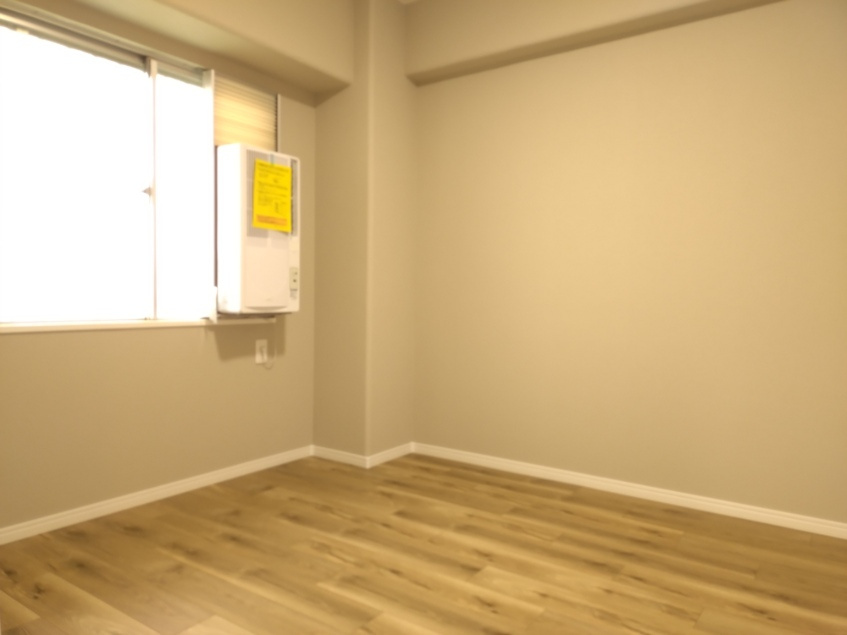 ネオコーポ武庫川の洋室