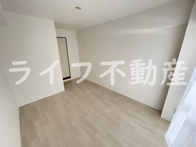 シティパーク菱屋西の居間・リビング