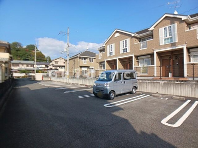 【駐車場】 | メゾンズタカマツA