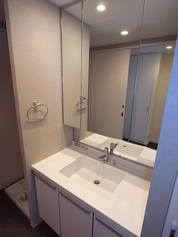 ジークレフ新神戸タワーの洗面所