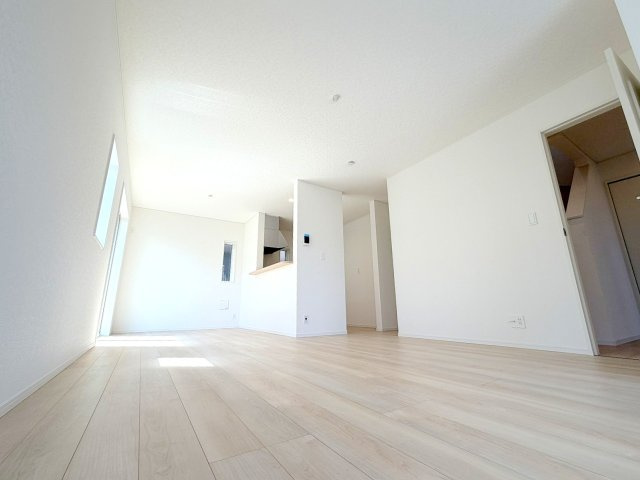 昭島市緑町5丁目全１棟　新築戸建の居間・リビング