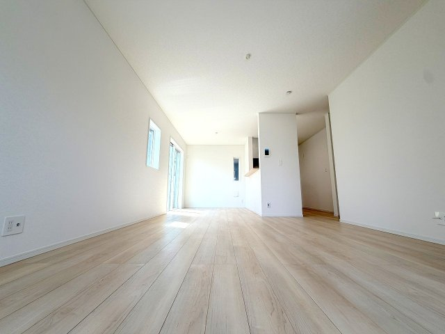 昭島市緑町5丁目全１棟　新築戸建の居間・リビング