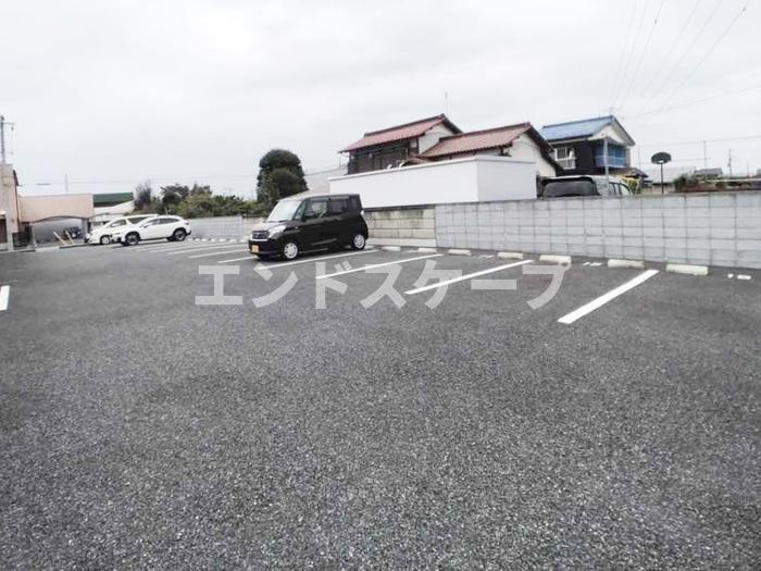 ファミールＫ・Ｓ　Ⅰの駐車場|高崎、前橋のお部屋探しはエンドスケープまで！お客様の理想お聞かせ下さい♪