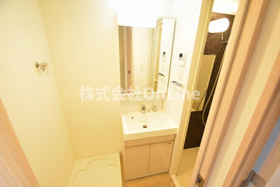 【独立洗面台】 | S-RESIDENCE高井田Central
