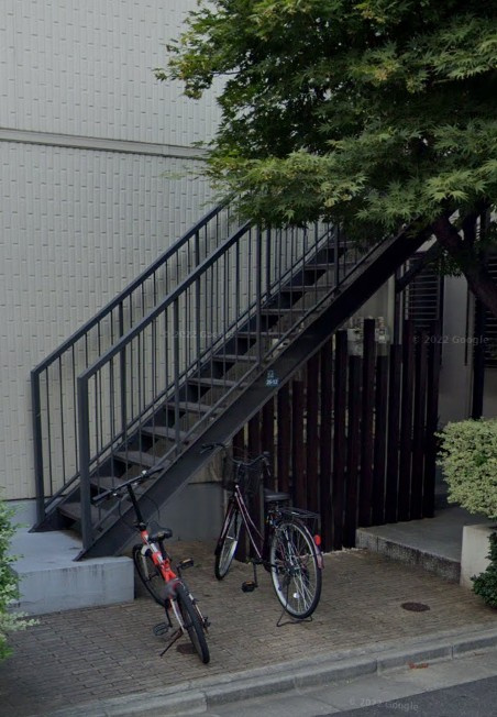 Ｃｏｕｒｔ　ＩＫＥＧＡＭＩのエントランス