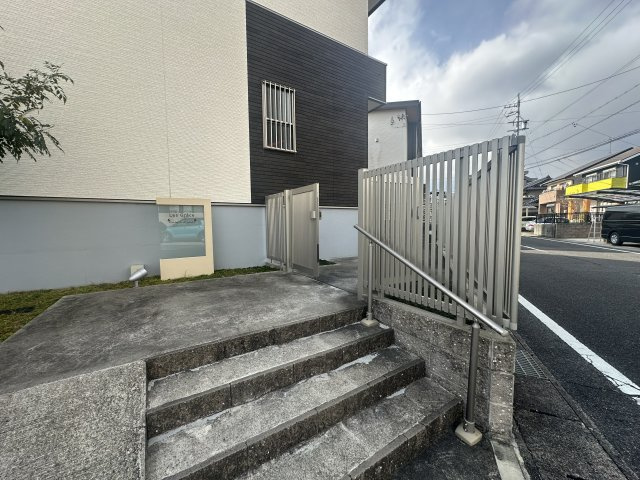 Les Grace(レグラース)の駐車場