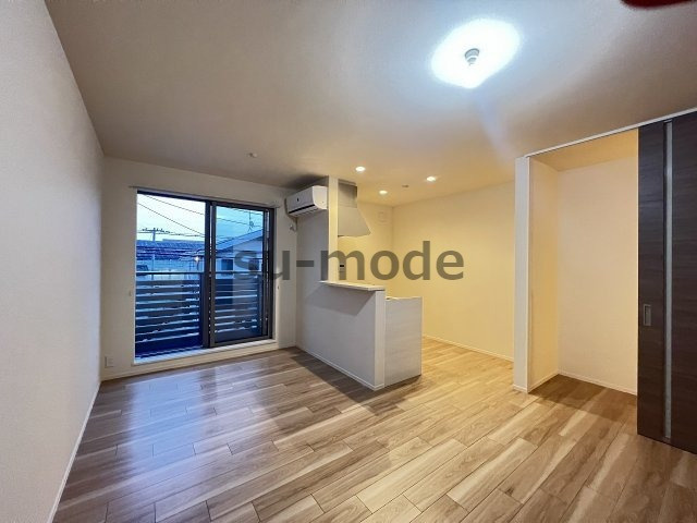 LOGEMENT　LE　LAITの居間・リビング