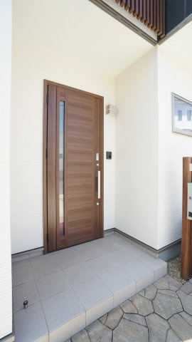 【玄関】 | 可部６丁目　A棟（未入居戸建て）