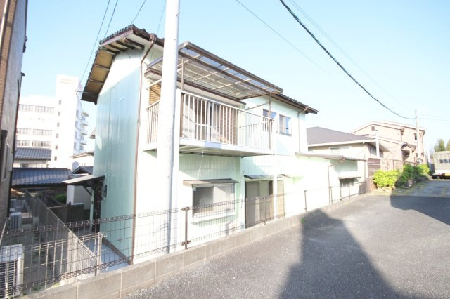 東櫛原貸家