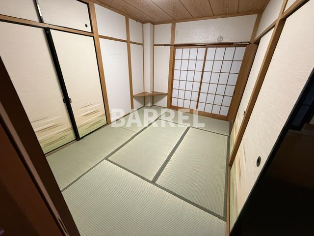 天神2丁目戸建ての和室