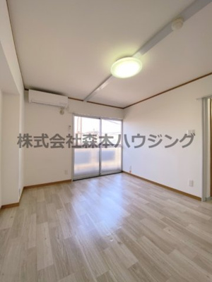 【洋室】 | 　寝屋川コーポラスⅠ | 使いやすい洋室です
