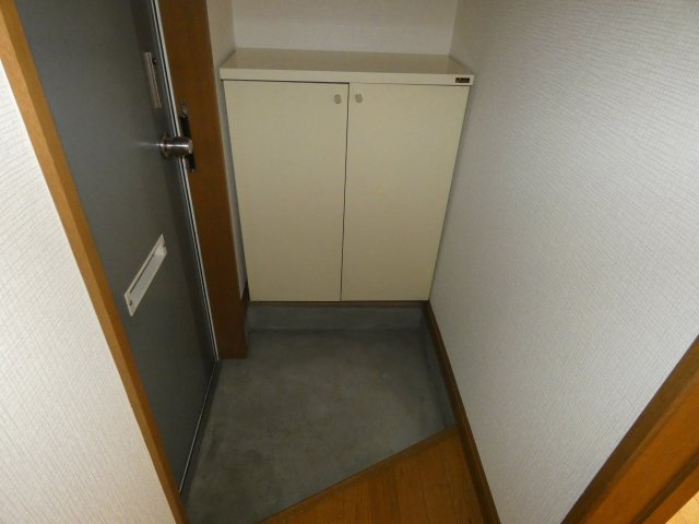 パーソナルハイツⅡの玄関