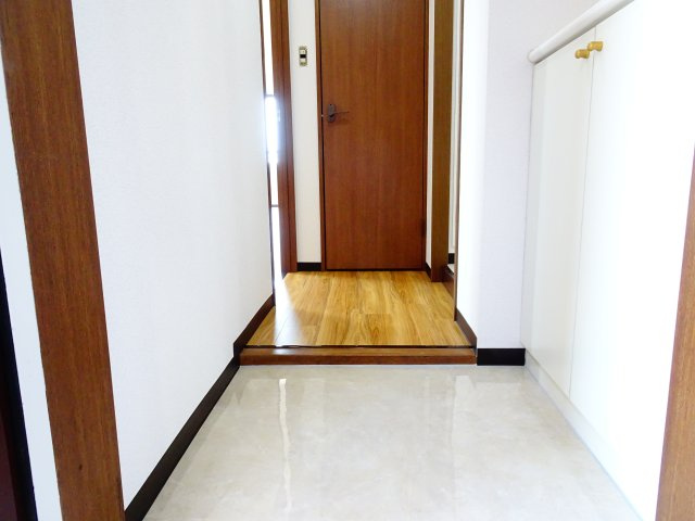 エクセル赤堤の玄関