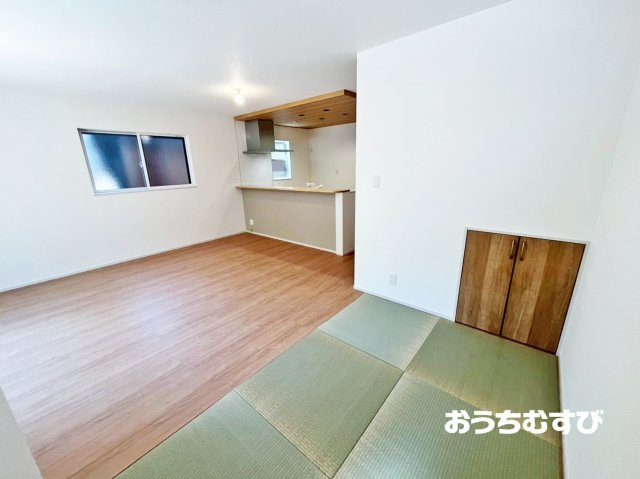 春日井市柏原町第4(全1棟)の居間・リビング