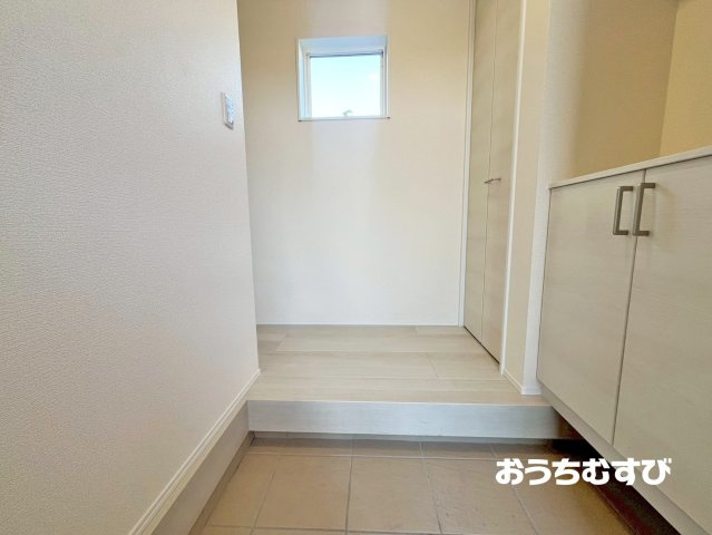 春日井市下津町（全2棟）の玄関