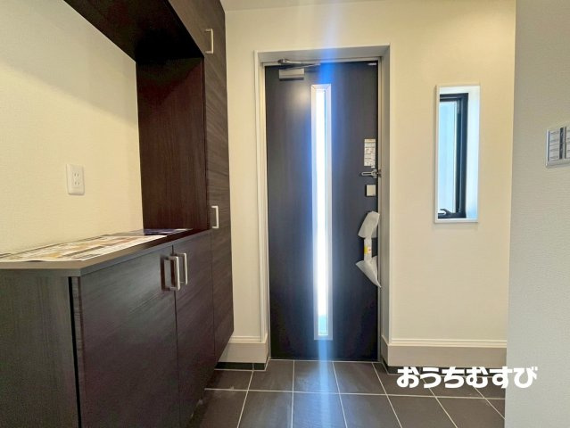 春日井市下津町（全2棟）の玄関