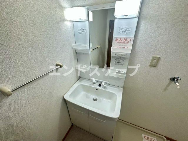 ロイヤルパークＣの洗面所|高崎、前橋のお部屋探しはエンドスケープまで！お客様の理想お聞かせ下さい♪