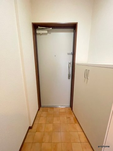 KAMITANI３BLD　仲介手数料無料の玄関