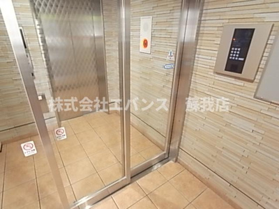 【エントランス】 | ＤOビル本千葉 | 建物の内部です
