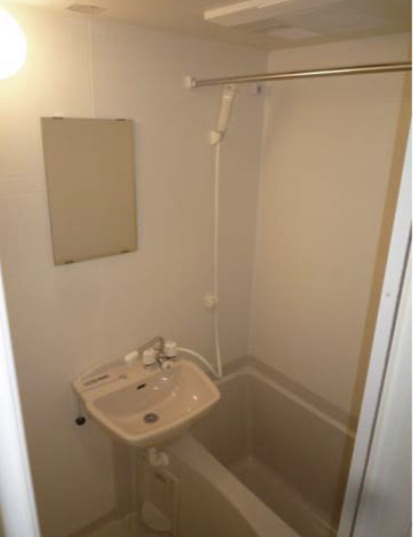 イルミナハイム笹塚の浴室