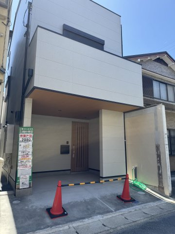 嵯峨中又町　新築3階建　LDK約15帖・駐車可　2沿線利用可能