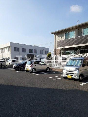 ブック　フィールドⅡの駐車場|高崎、前橋のお部屋探しはエンドスケープまで！お客様の理想お聞かせ下さい♪