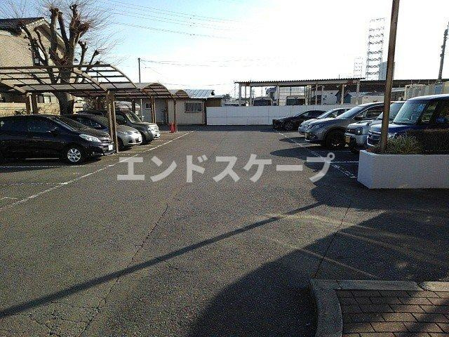 グランドバレーの駐車場|高崎、前橋のお部屋探しはエンドスケープまで！お客様の理想お聞かせ下さい♪