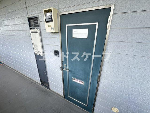 ファミール　Ⅴの玄関|高崎、前橋のお部屋探しはエンドスケープまで！お客様の理想お聞かせ下さい♪