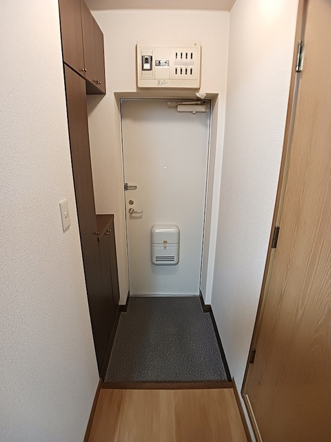 サンハイツ　Ａの玄関