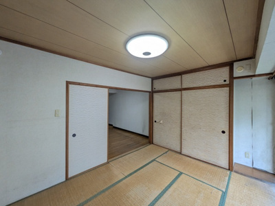 ※クリーニング前の写真です