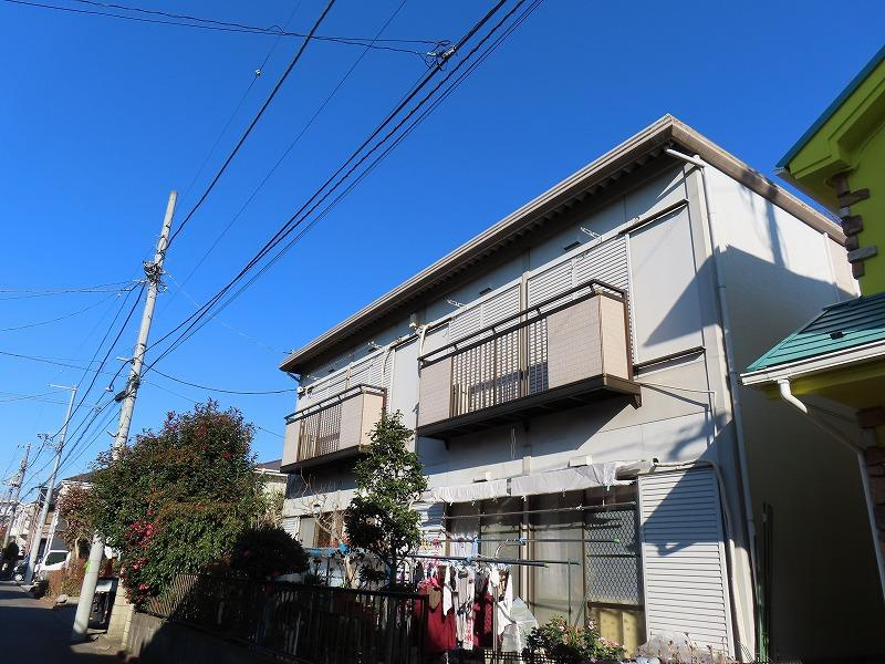 シャイニングハイツの外観