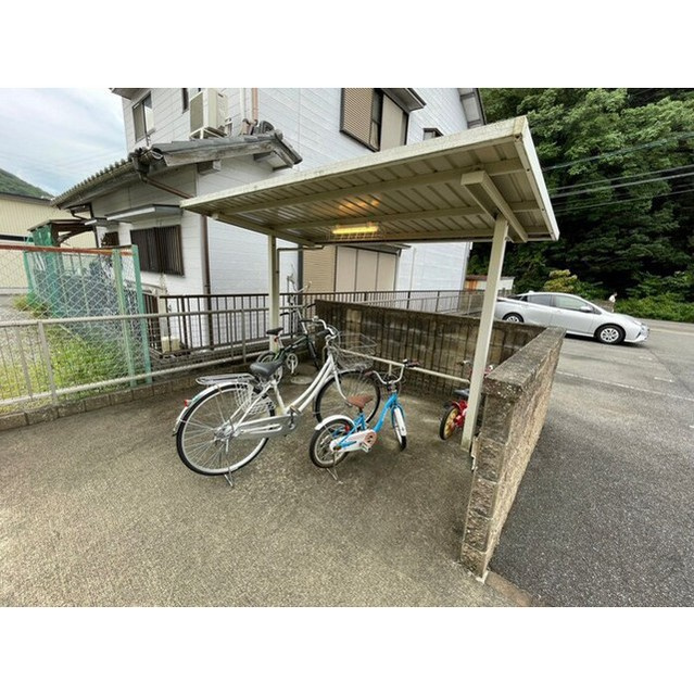 岐阜市日野西３丁目のアパートのその他