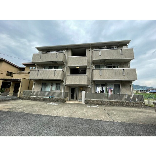 岐阜市日野西３丁目のアパート