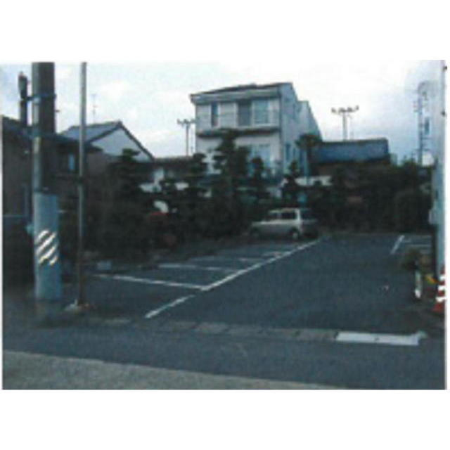岐阜市養老町２丁目の駐車場