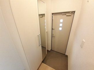 【玄関】