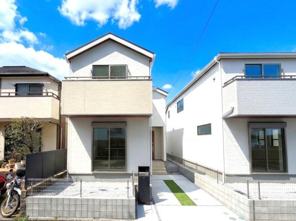 横浜市南区別所中里台の新築一戸建