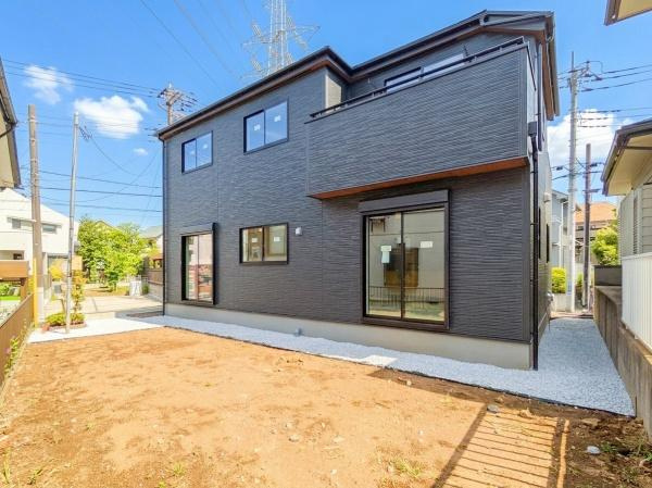 横浜市青葉区荏田西２丁目の新築一戸建の庭|お庭もついています！
家庭菜園や、お子様のプールなど、使い方は様々です！