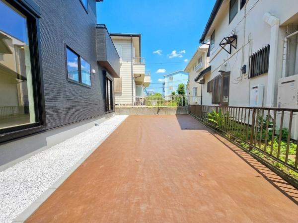 横浜市青葉区荏田西２丁目の新築一戸建の庭|お庭もついています！
家庭菜園や、お子様のプールなど、使い方は様々です！