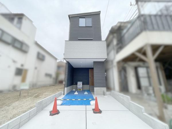 【外観】 | 南海高野線「北野田」駅が徒歩約13分。
閑静な住宅街で小さなお子様がいらっしゃるご家庭でも安心してお住まい頂けます！！
