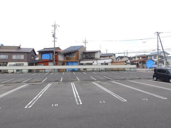 【駐車場】 | アゼリア福吉