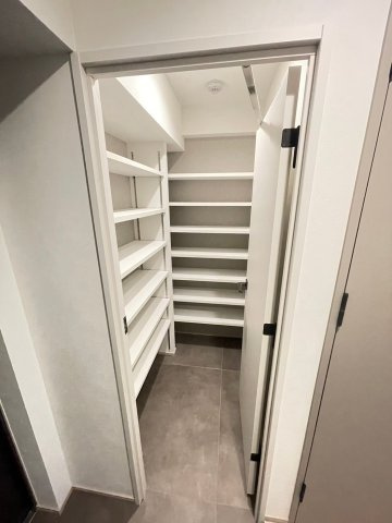 リファレンス六本松ビルの収納