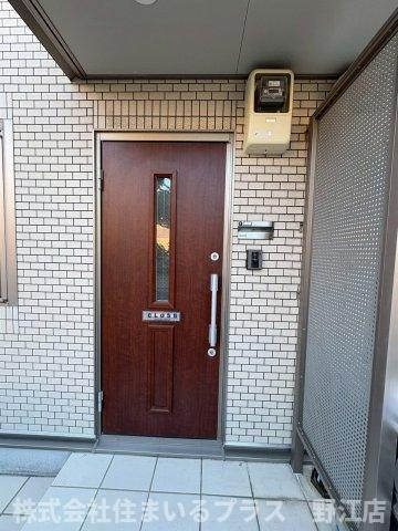 カーサフェリーチェCの玄関