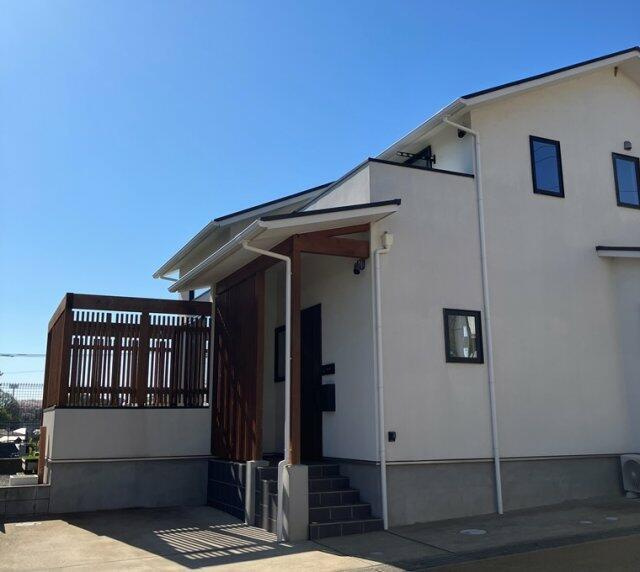 関場町戸建の外観| 