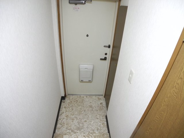 カルディアクリーンの玄関|※室内画像は別号室のもの