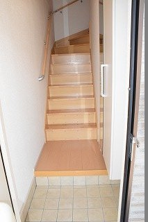 サンライズＡの玄関