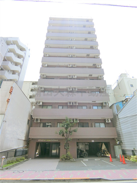 スカイコート蒲田駅前の外観|1998年12月築　RC鉄筋コンクリート造地上13階建て総戸数49戸
東京都大田区西蒲田7丁目　JR京浜東北線蒲田駅徒歩5分、東急池上線蓮沼駅徒歩5分