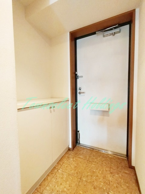 藤沢市南藤沢の賃貸マンションの玄関
