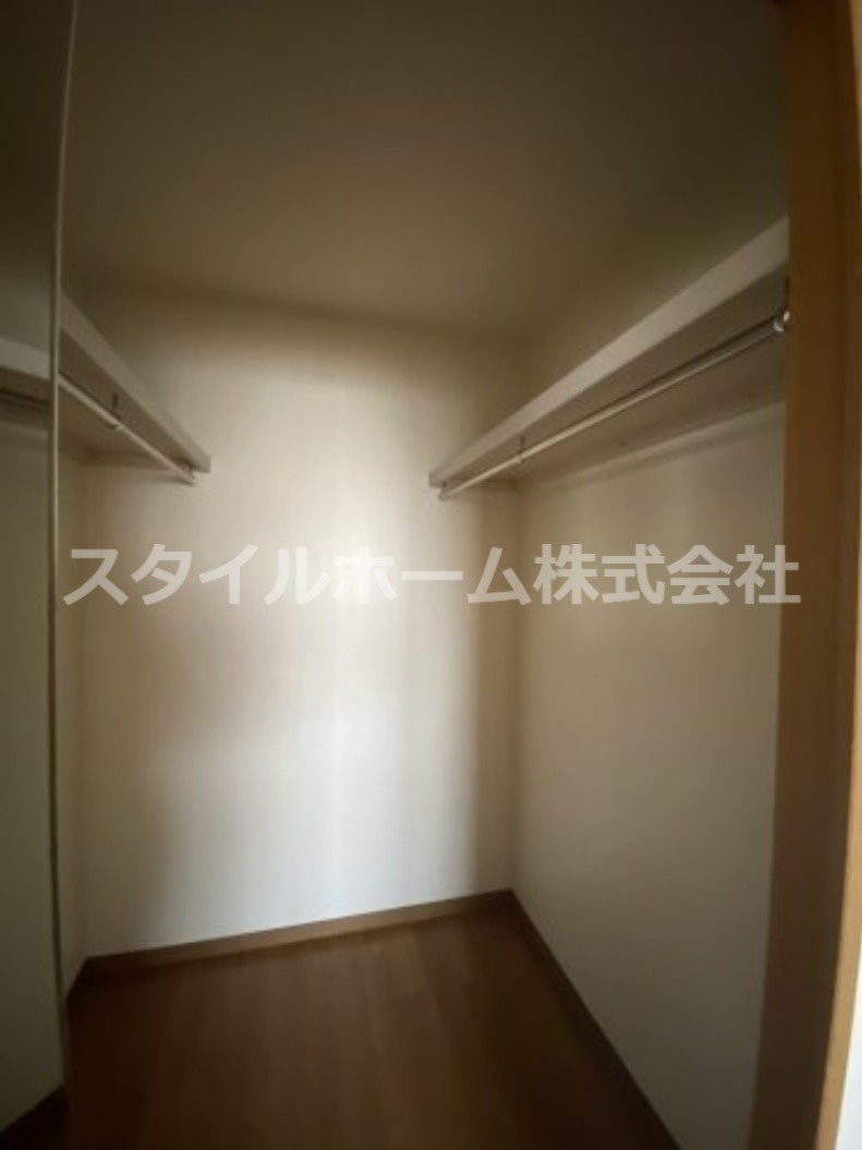 アンピレインIIの収納|別部屋写真です。
