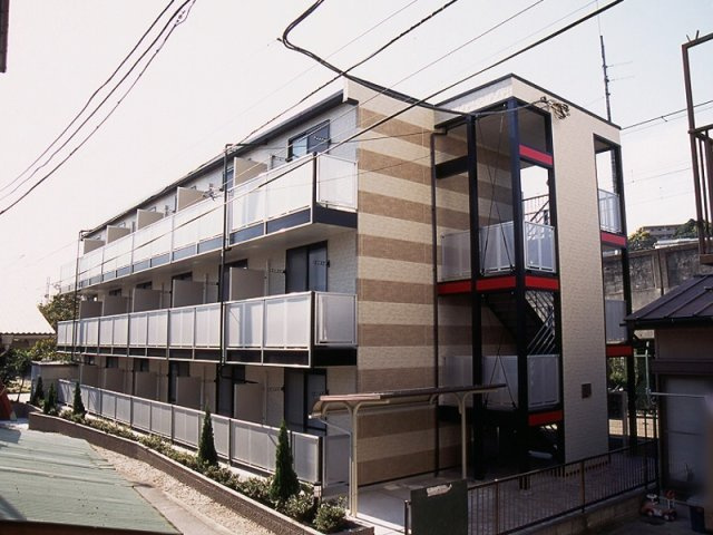 レオパレスコンフォール　鶴見