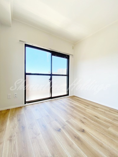 横浜市戸塚区上倉田町の賃貸マンションの洋室